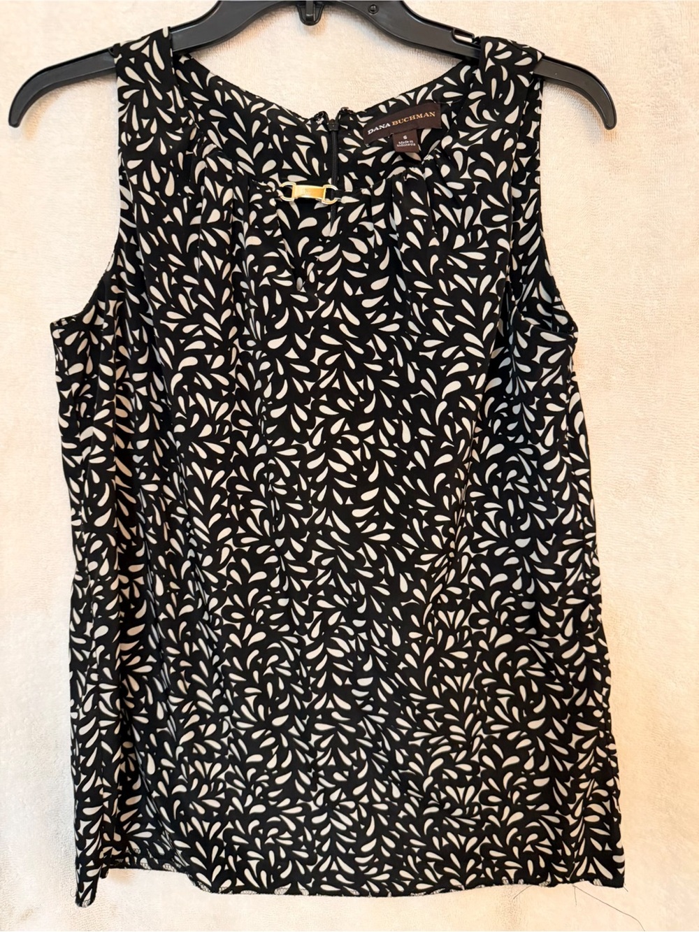 Dana Buchman Black and White Sleeveless Printed Camisole